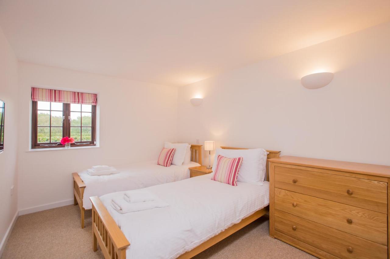 Villa Kingston Estate Staverton  Esterno foto