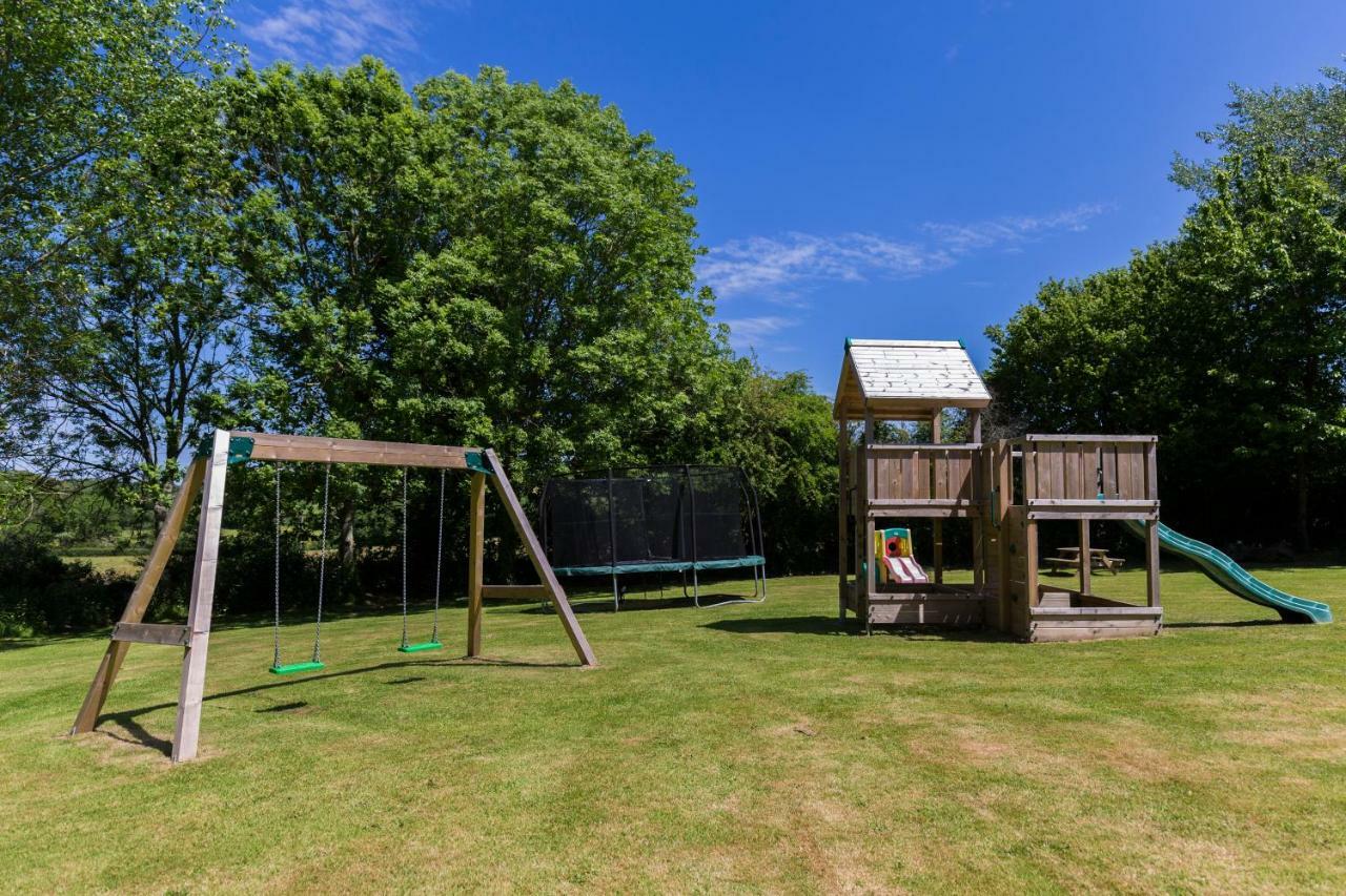 Villa Kingston Estate Staverton  Esterno foto